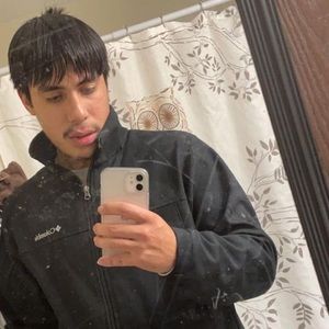 Meet your Posher, Javier